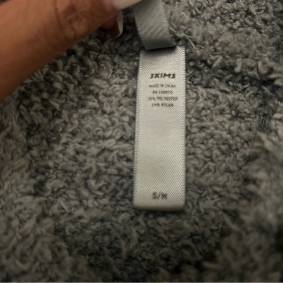 Skims Cozy Hoodie Size S/M Color Smoke - Picture 4 of 6